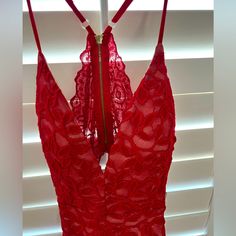 Small Sexy Cut Out Back Red Lace Cocktail Dress. Sleeveless Lined Dress For Night Out, Red Lace Cocktail Dress, Lace Cocktail Dress, Dresses Backless, Cocktail Dress Lace, Out Back, Red Lace, Pretty Dresses, Colorful Dresses