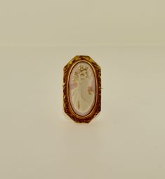 10K yellow gold 1 x 0.5 inch elongated oval shell cameo brooch Fancy Lady, Elongated Oval, Gold Brooch, Cameo Brooch, Gold Brooches, Estate Jewelry, Two Tone, Gemstone Rings, Shells