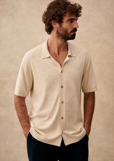 Jonas Shirt - Ecru - Cotton - Octobre Éditions European Outfits, Mens Inspo, Summer Sets, Men's Wedding Outfit, Cuban Shirts, Oxford Brogues, Stylish Men Casual, Mens Fashion Urban, Summer Attire