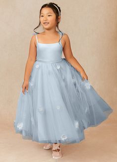 Doe is our adorable floral flower girl dress. She features a matte satin bodice with a poofy tulle skirt. We’ve added handcrafted 3D flowers along her ankle length skirt. Flower Girl Dresses Blue, March Wedding, Girls Blue Dress, Ankle Length Skirt, Ankle Length Dress, Flower Girl Dresses Tulle, Birthday Party Dress, Cheap Prom Dresses, Wedding Bridesmaid Dresses