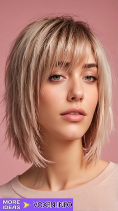 22 Choppy Bob Haircuts for All Shapes: Winter Update 2024 - 2025 Short Haircut For Square Face, Bob Haircuts Layered, Layered Choppy Bob, Haircuts Layered, Bobbed Hairstyles With Fringe, Haircut For Square Face, Light Curls