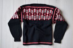 Superb handknit nordic pattern pullover. Exceptionally thick and heavy handmade sweater. Super warm and good looking. Completely hand knit, looks almost unworn. PAY ATTENTION - uncommonly bold side seams inside. The itchiness of wool on a scale of 0-5 for this item is 3 Vintage condition on a scale 1-10 is 10 Size : seems like men's (M) and women's (L/XL) Measurements: Length: 68 cm/ 27" Shoulder to shoulder: 53 cm/ 21" Sleeve: 59 cm/ 23" Chest: 96 cm/ 38" Vintage condition from 1-10 is 10 Fabri Nordic Sweater, Christmas Clothing, Handmade Sweater, Winter Pullover, Vintage Winter, Vintage Sweaters, Christmas Outfit, Medium Size, Sweater Outfits