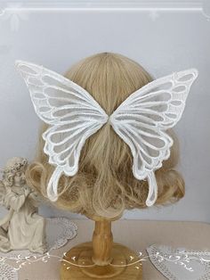 White / Black / Pink Big Butterfly Lolita Hairclips Butterfly Clip Hairstyles, Hairstyles Butterfly, Butterfly Headpiece, Butterfly Hair Accessories, Butterfly Haircut, Hairstyles Design, Headpiece Accessories, Fairy Outfit, Unique Butterfly