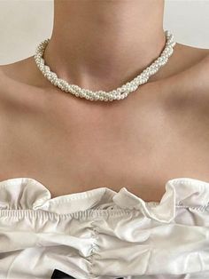 Bridal Pearl Choker Necklace, Luxury Pearl Choker, Pearl Choker for Wedding, Victorian choker, Torques African Necklace, Wedding Jewelry -------------------------------     Pearls ● Necklace   ------------------------------- Delicate accessories for women's jewelry, elegant bridal necklaces, a pretty necklace, beautiful photo shoot accessories, and cute costume jewelry, can also be used as princess queen necklaces and so on. Made with love: Fashion jewelry necklaces can make girls and women well Pearl Necklace Classic, Simple Choker, Layered Pearl Necklace, Fashion Beads, African Necklace, Pearl Choker Necklace, Jewelry Model, Pearl Choker, Short Necklace