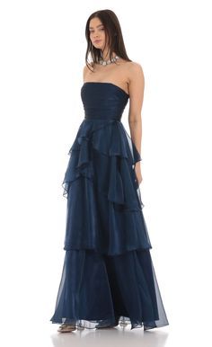 Ballgown Style Prom Dress, Elegant Strapless Dress, Deep Blue Formal Dress, Dark Blue Homecoming Dress Long, Half Sleeve Prom Dress, Winter Formal Dresses Flowy, Blue Maid Of Honour Dresses, Winterball Dresses Long, Prom Dresses Not Tight