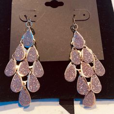 “Rose Quarts” Sparkly Chandelier Earrings. Perfect For A Night Out Or A Special Occasion. Never Worn! Pink Drop Earrings For Party, Rose Gold Dangle Chandelier Earrings For Party, Pink Teardrop Chandelier Earrings, Sparkling Pink Dangle Earrings, Sparkly Chandelier, Gold Pendant Jewelry, Jewelry Beautiful, Chandelier Earrings, Pink Gold