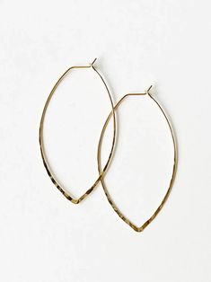 Gold Minimalist Earrings ⟡ all items are designed and handcrafted in our studio ⟡ Luxurious gold hoops with a hammered finish—perfect for making a bold and timeless statement on any occasion! Elevate your look and show everyone your sophisticated yet versatile style. Gold Minimalist Earrings, Minimalist Earrings Gold, Hammered Gold, Elevate Your Look, Gold Hoops, Beautiful Gift Boxes, Gold Hoop, Minimalist Earrings, Gold Hoop Earrings