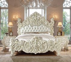 Novella White Gloss Eastern King Bed  / HD-8089 - Ornate Home Idea Bilik Tidur, Reka Bentuk Bilik Tidur, Luxury Bedroom Sets, Tufted Platform Bed, Sleigh Bedroom Set, Eastern King Bed, Hiasan Bilik Tidur, White Bed, King Bedroom Sets