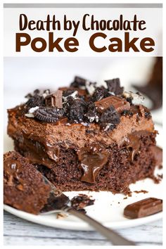 Chocoholics are going to go crazy for this death by chocolate poke cake recipe! Loaded with chocolate cream, Oreos, chocolate pudding AND Hershey bars it's a chocolate lovers dream! This mini chocolate cake recipe is a fan favourite for parties, celebrations and events. Poke Cake Recipe, Chocolate Poke Cake, Easy Chocolate Desserts, Easy Chocolate Chip Cookies, Poke Cake Recipes, Baking Basics, Chocolate Delight, Delicious Cake Recipes, Chocolate Dessert Recipes