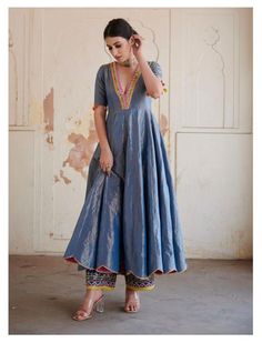 Beautiful Anarkali, Outfits Indian, Fashionable Saree Blouse Designs, Indian Dresses Traditional, Trendy Dress Outfits