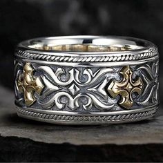 UnKaged TWO-TONE GOTHIC CROSS Sterling Silver and 18K Gold Band Style Ring - Scott Kay Mens Jewelry Gold Mens Ring, Mens Sterling Silver Jewelry, Indian Ring, Hammered Silver Jewelry, Modern Silver Jewelry, Silver Jewelry Cleaner, Cross Gold, Silver Jewelry Diy, Gothic Cross