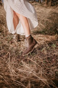 Women Vintage Leather Lace up Brown Brogue Boots - Etsy Safari Boots Women, Brogue Boots Women, Women Brown Boots, Brown Brogues, Boot Tree, Women Brogues, Brown Boots Women, Brogue Boots, Handmade Boot