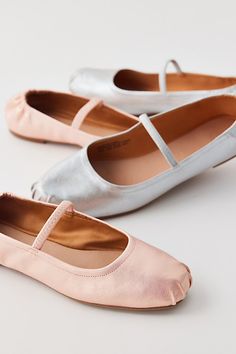 UO Mila ballet flats. Essential ballet flats from UO in soft faux leather. Slip-on silhouette with a folded round toe & Mary Jane strap for an authentic feel. Features UO Mila ballet flats Faux leather ballet flats Mary Jane strap Rounded toe Lightweight Slip-on flats style UO exclusive Content + Care PU Wipe clean Imported | Urban Outfitters UO Mila Mary Jane Ballet Flat in Silver, Women's at Urban Outfitters Nutcracker Pointe Shoes, Vegas Editorial, Bubble Shoes, Senior Hoco, Style Ballet Flats, 2024 Shoes, Athletic Chic, Ballet Wear, Ballet Shoe