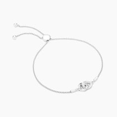 SKU# B-40067 9" Adjustable Bolo Chain Diamond Weight 0.10cts Disc Length 13.80 mm Thickness 4.30 mm. Closure Bolo Finish 14k gold plated sterling silver or in sterling silver. Avoid contact with anything containing derivatives of alcohol. Feminine Bracelet, Intertwined Hearts, Vs1 Diamond, Chain Diamond, Bolo Bracelet, Demi Fine Jewelry, Chain Design, Bracelets For Women, Recycled Sterling Silver