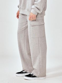 This is a casual and comfortable cargo sweatpants that are made out of high quality cotton and polyester blend fabric. With design detail of regular silhouette, soft and sturdy fabric with some elasticity, and cargo pockets, you can style it for casual and trendy outfit. - Regular silhouette- Adjustable string on the waistband- Soft touch of the fabric- Cargo pockets on the side Cotton Cargo Pants With Multiple Pockets For Loungewear, Gray Sweatpants With Pockets For Loungewear, Cotton Sweatpants With Multiple Pockets For Loungewear, Athleisure Cotton Cargo Pants With Multiple Pockets, Utility Sweatpants With Multiple Pockets For Loungewear, Cotton Athleisure Cargo Pants, Relaxed Fit Cargo Pants With Multiple Pockets For Loungewear, Utility Sweatpants With Pockets For Loungewear, Stylish Casual Solid Sweatpants With Side Pockets