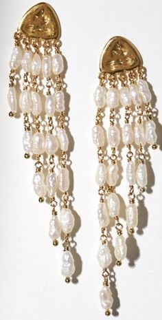 Vintage Jewelry Pearl, 2024 Jewelry Trend, Jewelry Lookbook, Jewelry Inspo, Dream Jewelry, Pretty Jewellery, Bridal Earrings, Cute Jewelry