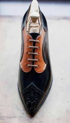 Handmade Stylish Black Leather Wingtip Lace Up Oxford Men Shoes sold by Branded_fashion2020 on Storenvy Spectator Shoes, Gents Shoes, Handmade Leather Boots, Patent Leather Oxfords, Quality Leather Boots, Gentlemen Wear, Man Suit, Wingtip Shoes, Gentleman Shoes