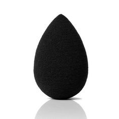 beauty-blender-mini-canister-blender-pro-in-black Skincare Application, Beauty Blender Pro, Dr Belongings, Makeup 2022, Long Wear Makeup, Obx Dr, Hollywood Makeup, Beauty Blenders, Cell Structure