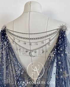 Starry Night Draped Wedding Cape Veil Stars Bridal Cape Celestial Fairytale Cloak Fantasy Veil Cover-up for Dress Alternative Wedding Wrap - Etsy Nightcourt Ball, Fantasy Veil, Isabel Costa, Fae Ball, Armour Dress, Ball Outfits, Wedding Cape Veil, Cape Veil, Draping Wedding