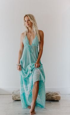 Blue Bohemian Dress, Beachy Boho Style, Surf Boutique, Teal Maxi Dress, Teal Outfits, White Maxi Dress Boho, Maxi Dress Outfit, Tie Dye Maxi Dresses, Tie Dye Maxi