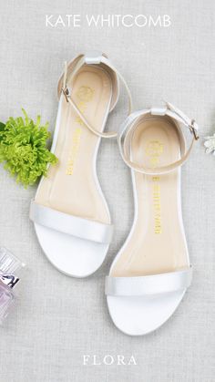 Bridal Shoes Flats - Style Flora Kate Whitcomb Wedding Heels Comfortable, Flats For Bride, Bridal Flat Shoes, Gold Bridesmaid Shoes, Silver Bridesmaid Shoes, Lace Wedding Heels, Gold Bridal Shoes, Mother Of The Bride Shoes, Glitter Wedding Shoes