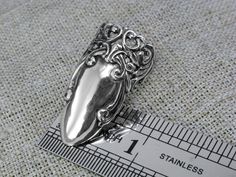 Sterling silver fingernail boho ring for the first phalanx for the pointer or upper finger, jewelry claw armor for your nail. Fingernail armor rings will protect your nails or may hide injury if your finger is damaged. The silver claws plate will completely guard your nail and protect it. Adjustable Nail Ring suitable for fingers size 17 (6.5) to 21 (11.5) size Weight: 6.5 g. Width 3.2 cm. (1.25 in.), Band width 0.4 cm. (0.15 in.) You can see other silver items here: https://www.etsy.com/shop/Kr Nail Rings, Claw Rings Jewelry, Silver Claw Ring, Finger Claw Jewelry, Finger Armor Jewelry, Silver Finger Claws, Nail Armor, Armor Ring, Boho Nails