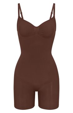 Skims Shapewear Bodysuit, Skin Kim Kardashian, Skims Shapewear Outfit, One Piece Body Suit Outfit, Pajama Bodysuit, Shapewear Outfit, Body Suit Shapewear, Airport Outfit Comfy, Size 12 Body