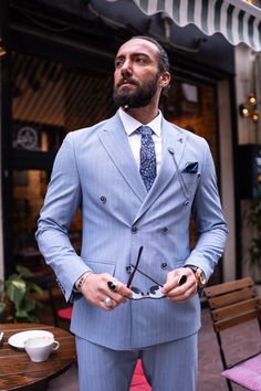 Collection : 2024-2025 spring/summer🔆 Product : Watt Slim Fit Blue Self Patterned Double Breasted Suit Color: Blue Available Size : 46-48-50-52-54-56 Material Content: 55% Cotton, 45% Polyester 2025 Spring, Blazer Vest, Shoes With Jeans, Suits Coats, Double Breasted Suit, Sale House, Jeans Pants, Double Breasted, Sweater Shirt