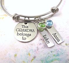 This is a perfect gift for Mother's Day, Birthday, Christmas for Moms and Grandmas. It is personalized with the kids and grandkids names. It can be made into a bracelet or necklace. The non-tarnish bracelet or necklaces insures an easy-care keepsake piece of jewelry for mom, nana, mimi, grandma, grammy for any occasion. Design includes discs with names of kids/grandkids and their birthstones. This is a sure-fire gift to be treasured forever! ♥ Non-tarnish stainless steel expandable bracelet or n Grandma Bracelet, Jewelry For Mom, Mom Bracelet, Grandma Necklace, Fire Gifts, Necklace Mom, Moms Bracelet, Mom And Grandma, Mom Necklace