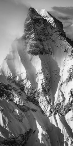 Black and white mountain photographic print. Wall art for chalets. Printed onto paper and supported on dibond, ready to hang. Photo of the Dents du Midi’s highest peak. Black And White Landscape, Photo D Art, Nature Posters, Photography Tips For Beginners, Photography For Beginners