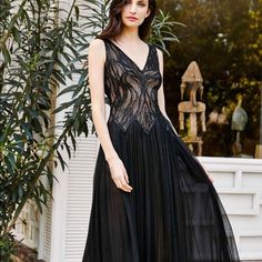 It Is Brand New And Very Nice Style Black A-line Evening Dress For Gala, Black Maxi Evening Dress For Summer, Black Maxi Length Evening Dress For Summer, Glamorous Black Evening Dress For Summer, Glamorous Black Summer Evening Dress, Black Maxi Length Summer Evening Dress, Black Long Evening Dress For Party, Black A-line Maxi Dress For Party, Black Floor-length Midi Dress For Gala