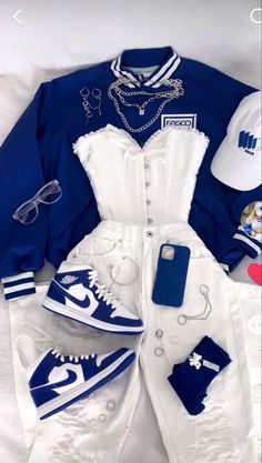 Cute Nike Outfits, Fasion Outfits, Cute Dress Outfits, Neue Outfits, Tomboy Style Outfits, White Outfit, Simple Trendy Outfits, Mode Inspo, Cute Everyday Outfits