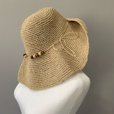 Nwot Floppy Straw Beach Hat. Straw Hat Beach, Hanging Hats, Beach Hat, No Brand, Floppy Hat, Straw, Women Accessories, Beads, Hats