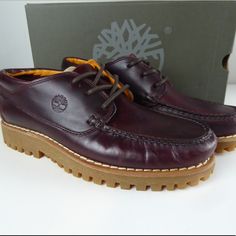 Timberland Oxfords Jacksons Landing Style Quality Top Grain Leather Shoe True Cloud Comfort Insole System Moccasin Style Toe Oxford Design Shoe Lace Up Front Rubber Lug Outsole W Gripstick Tech Roughly 4” Tall (Size 8.5 Measured) Timberland Branding ”Dark Red Full Grain” Brand New In Box Pricing Is Fair And Quite Firm . Please Let Us Know If You Have Any Questions. Timberland Leather Work Boots, Timberland Leather Workwear Boots, Casual Burgundy Leather Boots, Timberland Leather Boots For Formal Occasions, Formal Timberland Leather Boots, Timberland Mens Shoes, Lace Oxford Shoes, Leather Shoe Laces, Casual Oxford Shoes