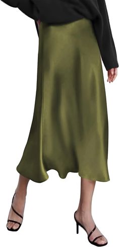 Olivia Mark - High-Waisted Long Satin Silk Mermaid Skirt with Tail Hem Green Mermaid Skirt, Green Silk Skirt, Fishtail Skirt, Mermaid Skirt, Silk Skirt, Green Silk, Split Hem, Types Of Skirts, Silk Satin