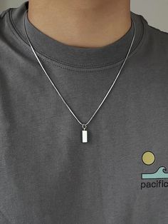 Minimalist pendant necklace - Shop at The Korean Fashion Chains Necklace For Men, Aesthetic Accesories Men, Silver Necklace Men’s, Silver Chain With Pendant Men, Aesthetic Chains Men, Guys Jewelry Necklaces, Neck Accessories For Men, Male Jewelry Necklace, Men Chain Necklace Outfit