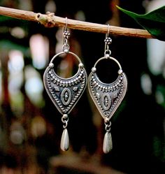 Beautiful silver dangle earring. Oxidised Earrings, Handmade Earring, Coin Earrings, Ethnic Earrings, Packaging Material, Pretty Rings, Silver Earring, Silver Earrings Dangle, Organic Modern