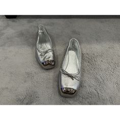 On Sale Is An Alexander Mcqueen Punk Metallic Ballet Flats In Silver Eu 38. They Are A Store Model And Have Been Tried On. Shoes Alexander Mcqueen, Metallic Ballet Flats, Mcqueen Shoes, Alexander Mcqueen Shoes, 72 Hours, Loafers For Women, Flat Shoes Women, Ballet Flats, Loafer Flats