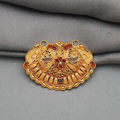 Gold Pendant Designs Indian, Gold Mangalsutra Designs Indian, Antique Gold Earrings, Gold Mangalsutra Designs, Gold Bridal Jewellery Sets, Gold Mangalsutra, Mangalsutra Designs, Gold Pendant Jewelry, Jewellery Sets