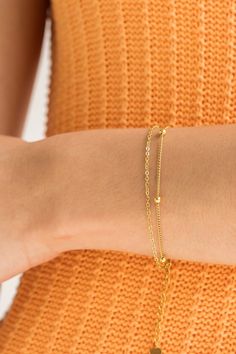 Our Double Bracelet, a stylish and versatile accessory that adds a touch of contemporary elegance to your wrist. The design features two chains gracefully connected, creating a unique and eye-catching design. Crafted with meticulous attention to detail, it is adorned with intricate beads that enhance its beauty. Waterproof💧💧💧 Stainless Steel 18K Gold Handmade Hypoallergenic Nickel Free Size: Length: 6" + 1.5" Extender Closure: Lobster Clasp *Two Bracelets in One Double Bracelet, Lobster Clasp, Free Size, Design Features, 18k Gold, Lily, Stainless Steel, Bracelet, Beads