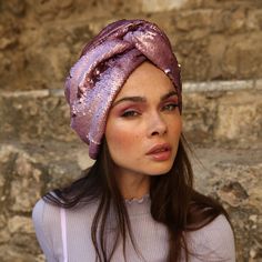 This sequin Turban is a statement piece perfect for accompanying your holiday and special occasion outfits. Featuring a gorgeous wavy detail that adds dimension and subtly steals the show with its soft blush color, this unique turban is bound to get those compliments rolling.  The best part? This turban is designed to be worn 'as is'!  Each turban was designed with comfort, style, and wearability in mind, so there is absolutely no trying or closing involved. Simply place the turban on your head Turban Wedding, Scarf Head Wraps, Wedding Turban, Vintage Turban, Sequin Fashion, Fashion Turban, Scarf Turban, Head Wraps For Women, Mode Turban