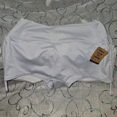 Nwt Victorias Secret Pink Size Small Gym To Swim Shortie Shorts Athletic Break A Sweat, Then Cool Off In The Pool. No Wardrobe Change Is Necessary. This Shortie Can Be Worn While Swimming Or Working Out. Doubles As A Bottom To Wear To The Pool Or In The Gym Adjustable Side Cinching Detail Colorfastness Approved To Chlorine And Salt Water Imported Polyester/Spandex Casual Gym Brief Bottoms, White Stretch Swimwear Short Length, White Yoga Shorts With Elastic Waistband, White High-waisted Yoga Athletic Shorts, White Stretch Athletic Shorts With Pockets, White Short Length Sports Bottoms, White Stretch Shorts With Pockets, White Beach Bottoms In Brief Style, White Beach Brief Bottoms