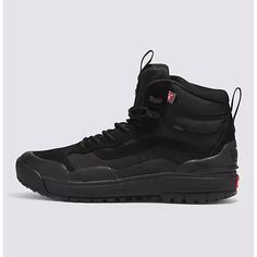 Vans Ultrarange Exo Hi Mte-2 Waterproof Boots Black Black Women 8.5 (Men 7) New. Box Has No Top. Shoes Have Tag. The Mte-2 Hydroguard 360o Package Is Watertight And Stretchable. Mte-2 Primaloft Insulation Package Uses A High-Quality Microfiber Thermal Insulation System To Mimic The Warmth-Providing Properties Of Down, Keeping You Warm Without Retaining Internal Moisture. The All-Trac Mte-2 Outsole Offers A Rubber Compound That Provides Flexible Underfoot Lugs To Bend With Terrain Changes, Creati Black Slip-resistant Waterproof Boots For Streetwear, Black Waterproof Lace-up Hiking Boots, Slip-resistant Gore-tex Waterproof Boots For Streetwear, Black Slip-resistant Winter Work Boots, Black Slip-resistant Work Boots For Winter, Winter Black Slip-resistant Work Boots, Functional Black Weatherproof Boots, Gore-tex Waterproof Slip-resistant Boots For Streetwear, Gore-tex Slip-resistant Waterproof Boots For Streetwear