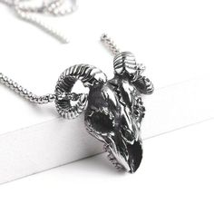 Mens Punk Rock Gothic Ram Skull Pendant Necklace Retro Biker Jewelry Chain 24" | eBay Punk Style Engraved Necklace For Gift, Metalhead Jewelry, Goddess Of Fortune, Emo Jewelry, Ram Skull, Skull Pendant Necklace, Biker Jewelry, Rock Jewelry, Jewelry Chain