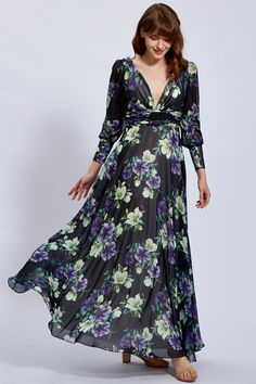 Formal Long Sleeve Printed Dress, Formal Printed Long Sleeve Dresses, Long Sleeve Printed Formal Dresses, Chiffon Maxi Dress With Floral Print For Gala, Elegant Printed Chiffon Party Dress, Printed Silk Long Sleeve Maxi Dress, Silk Chiffon Long Sleeve Party Dress, Long Sleeve Silk Chiffon Party Dress, Silk Chiffon Floral Print Party Dress