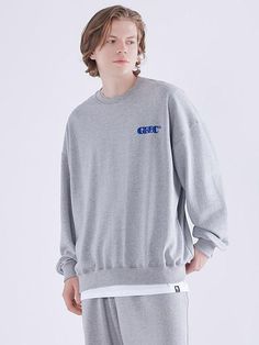 Editor's Notes Cut for signature oversized sweatshirt, this is comfortable and versatile sweatshirt with small logo accent. It's cut from high-density heavy weight cotton-blend terry with soft touch and finished with ribbed cuffs and hem to hold silhouette.- Crew neck- Logo print at chest- Drop shoulder- Ribbed edges- Point logo label at cuffs- Oversized fit- Unisex wear- Tumble washing and tentar finish for soft touch and minimizing shrinkage- 2 fabric options: French terry or napping backMeasurements (in.) Size: M / L / XL / XXL- Shoulder: 22.8 in. / 24.8 in. / 25.6 in. / 26.4 in. - Chest: 21.3 in. / 23.2 in. / 25.6 in. / 26.4 in.    - Sleeve Length: 20.1 in. / 21.3 in. / 22.0 in. / 22.8 in.   - Total Length: 24.0 in. / 26.4 in. / 28.3 in. / 29.5 in. * Model info: Man - 6' 1.6, Fitting s Casual Crew Sweats With Embroidered Logo, Crew Neck Sweats With Logo Print For College, Sporty Fleece Sweatshirt With Drop Shoulder, Relaxed Fit Crew Sweatshirt For Campus, Relaxed Fit Crew Sweater For Campus, Oversized Crew Sweater For Campus, College Drop Shoulder Sweatshirt, Oversized Streetwear Sweater With Embroidered Logo, Oversized Sweater With Embroidered Logo For Streetwear