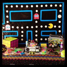 Pacman Birthday Party, Diner Birthday Party, Scaffold Board Table, Pacman Birthday, Cabinet Upcycle, Sulking Room Pink, Arcade Party, Elegant Table Decor