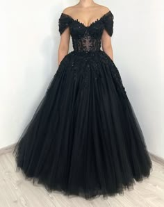 Fitted Tulle Ball Gown For Banquet, Fitted Tulle Skirt Ball Gown For Banquet, Quinceanera Corset Dress For Prom Season With Boned Bodice, Banquet Gown With Boned Bodice And Tulle, Tulle Gown With Boned Bodice For Banquet, Lace Ball Gown Corset Dress For Prom, Lace Corset Ball Gown For Prom, Banquet Gown With Boned Bodice In Tulle, Banquet Tulle Gown With Boned Bodice