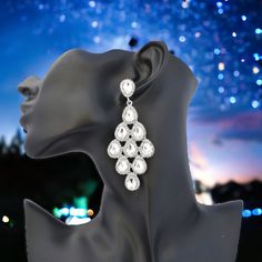 • Color : clear rhinestones on silver • Size : 1.3″ X 3.25″ • Post Back • Rhinestone Trim Teardrop Cluster teardrop Evening Earrings Evening Earrings, Rhinestone Trim, Rhinestone Bracelet, All That Glitters, Rhinestone Earrings, Clear Rhinestones, Bracelet Sizes, Clear Crystal, Crystal Rhinestone