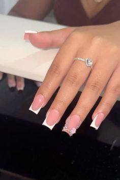 Pink French Nails With Rhinestones, Latina Short Nails, Short Square Nails With Rhinestones, Short Latina Nails, Acrylic Nail Art Ideas, Spring Nail Designs, Brighter Days